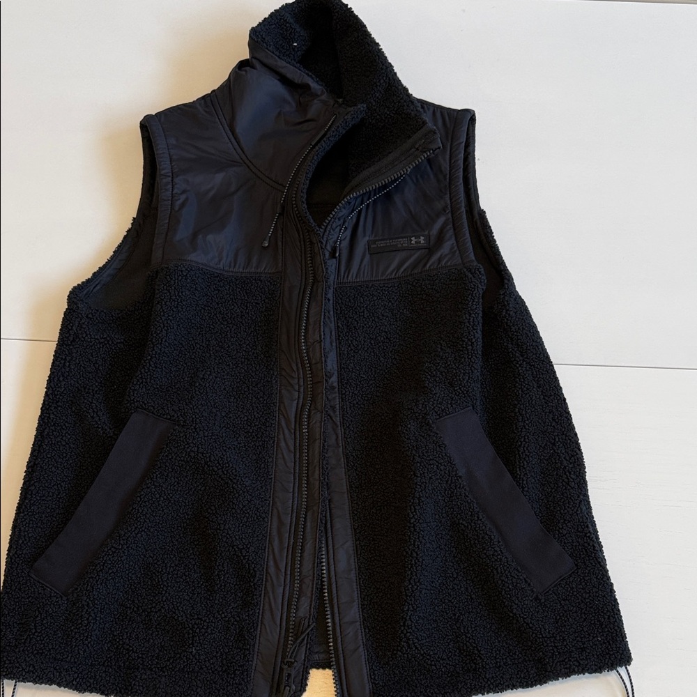 Under Armour Midnight Black Sherpa Vest